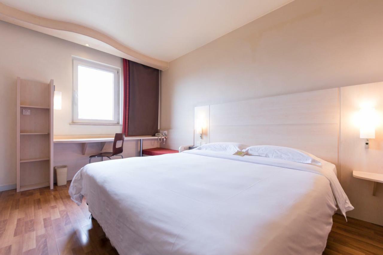 Ibis Anyang Jiefang Ave Hotel Bagian luar foto