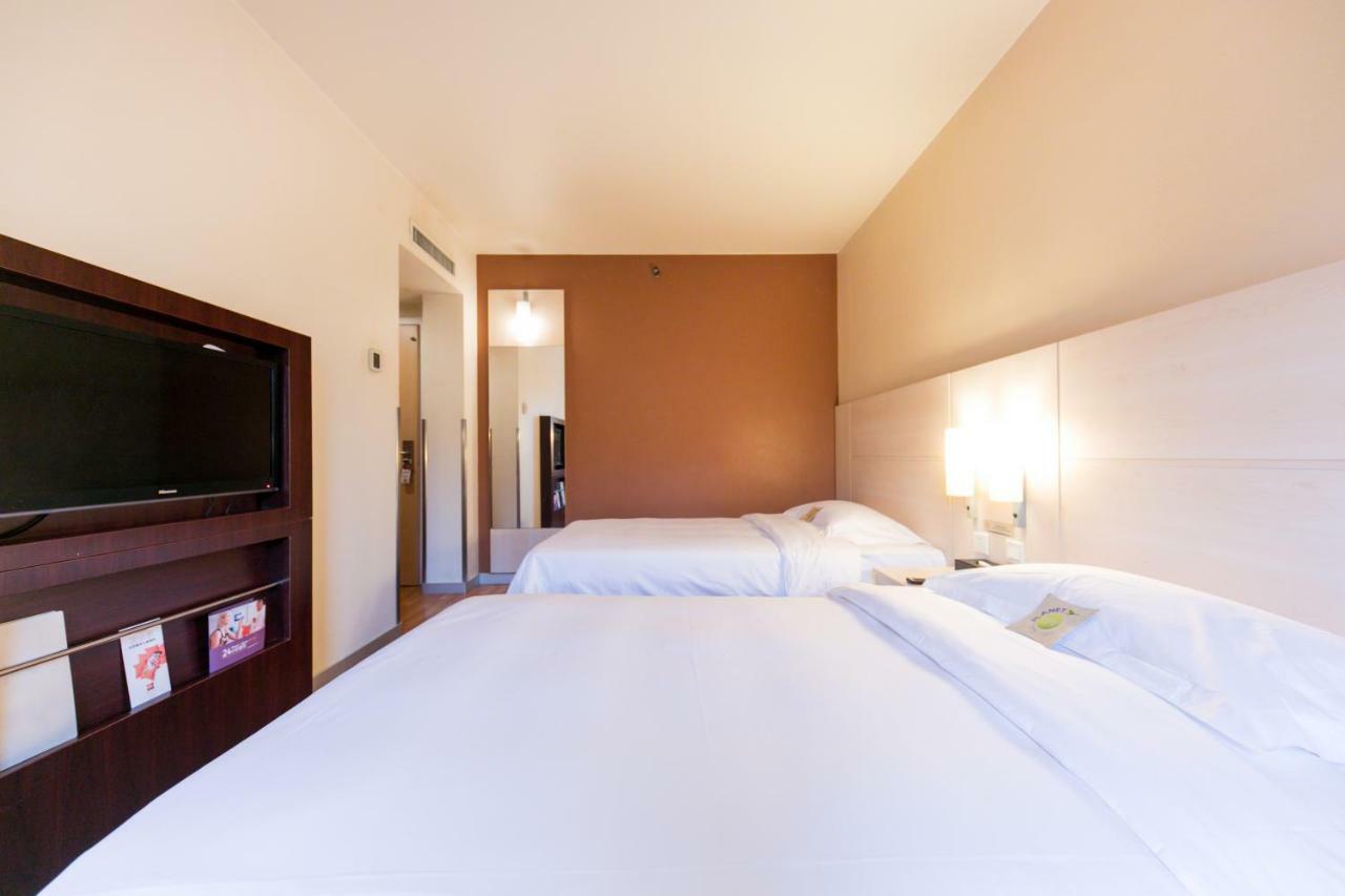 Ibis Anyang Jiefang Ave Hotel Bagian luar foto